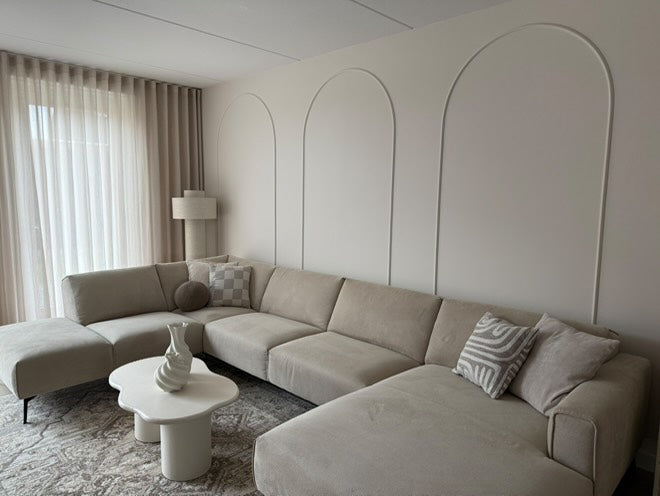 Woonkamer met 3 bogen Nova door Suna
